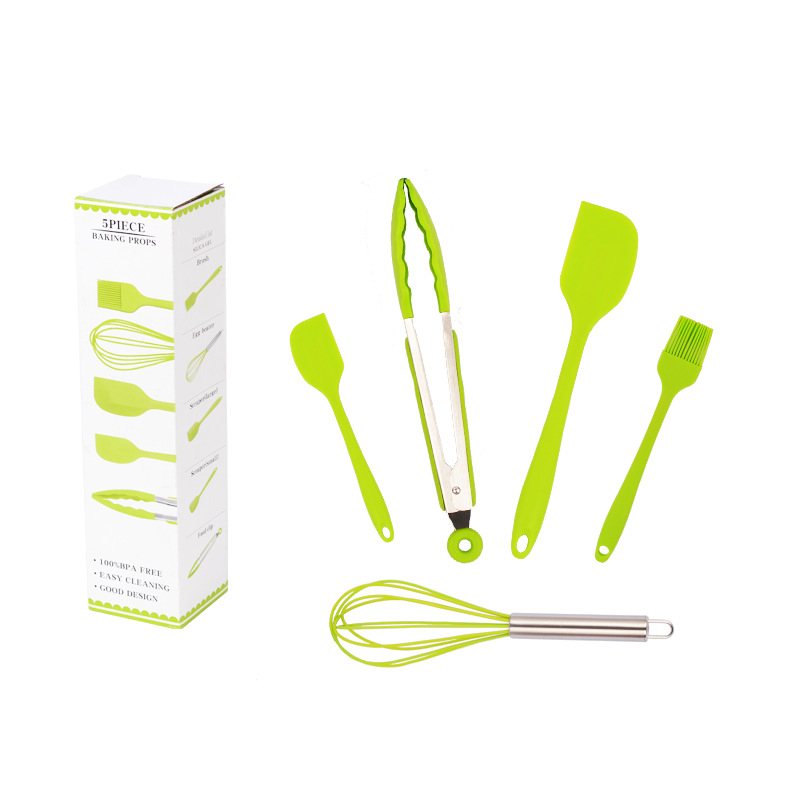 Set din silicon cu cinci piese pentru bucătărie: clips pentru aliment, tel pentru ouă, spatulă, pensulă de ulei și instrumente de copt; mânere din silicon; protecție împotriva arsurilor