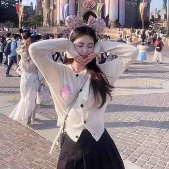 Дамски памучен плетен кардиган с бродерия - V-образно деколте, дълги ръкави, тънък силует, флорална шарка, 80–90% памук