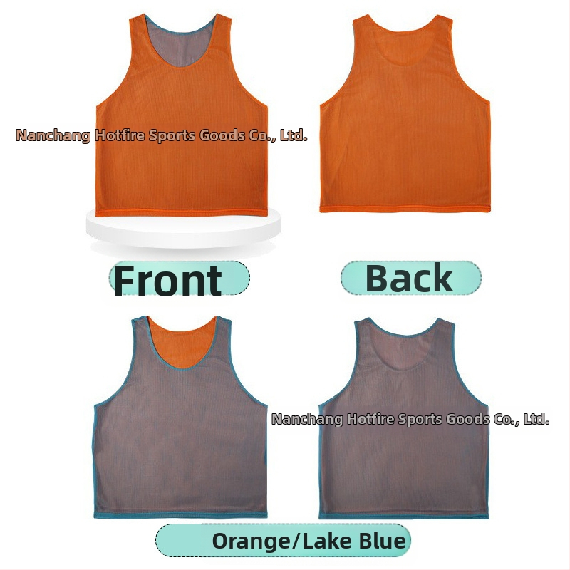 Dvojvrstvové tréningové tielko s dvoma sieťovinami vpred aj vzadu pre futbalový tím, s logom a číslom na prispôsobenie