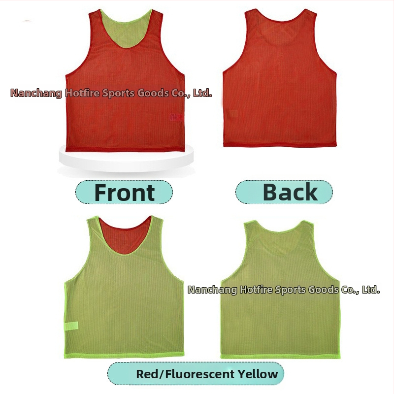 Dvojvrstvové tréningové tielko s dvoma sieťovinami vpred aj vzadu pre futbalový tím, s logom a číslom na prispôsobenie