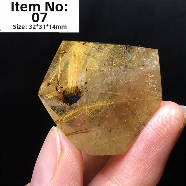 Kristály dísz, titán kristály, csiszolt polyéder, nyers kő