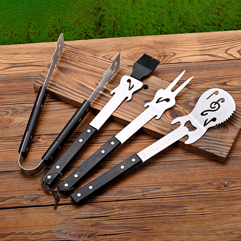 Kamp kuhanje oprema set - klipsa, vilica i lopatica; materijal: nehrđajući čelik i drvo; stil: moderni minimalizam.