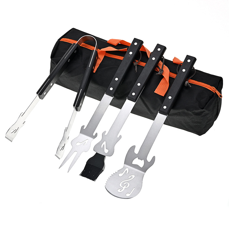 Kamp kuhanje oprema set - klipsa, vilica i lopatica; materijal: nehrđajući čelik i drvo; stil: moderni minimalizam.