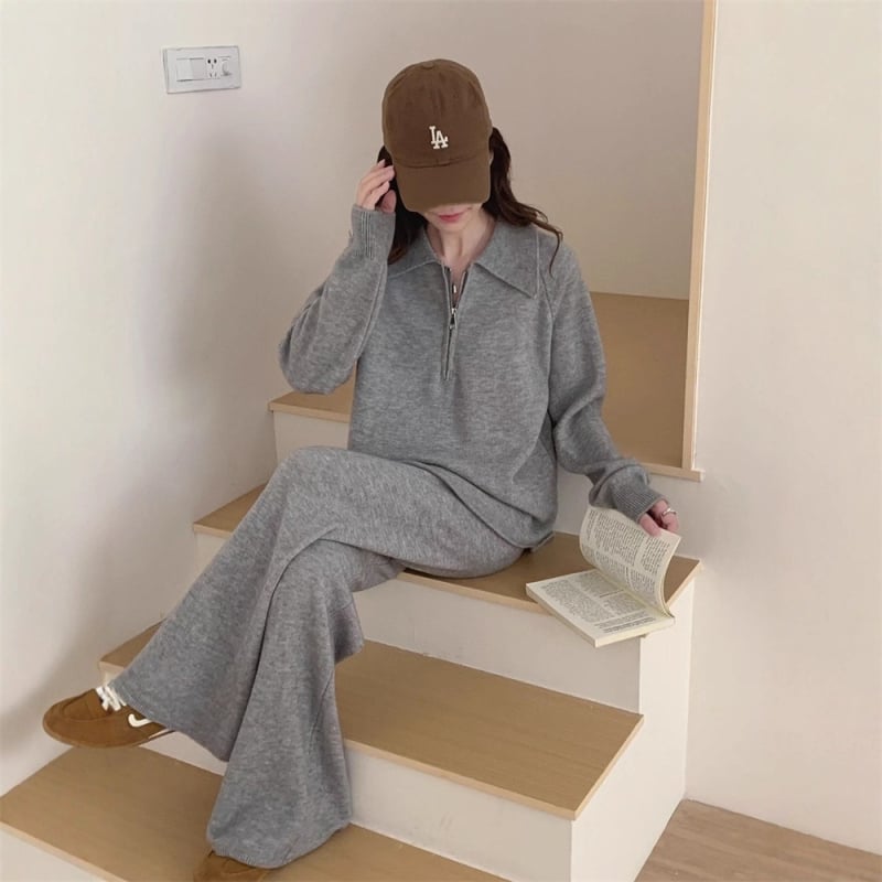 Női kötött két részes garnitúra: pulóver fél cipzárral és széles lábú nadrág; akril-nájlon keverék (30–50%), minimalist Japán-koreai stílus, ősz 2025