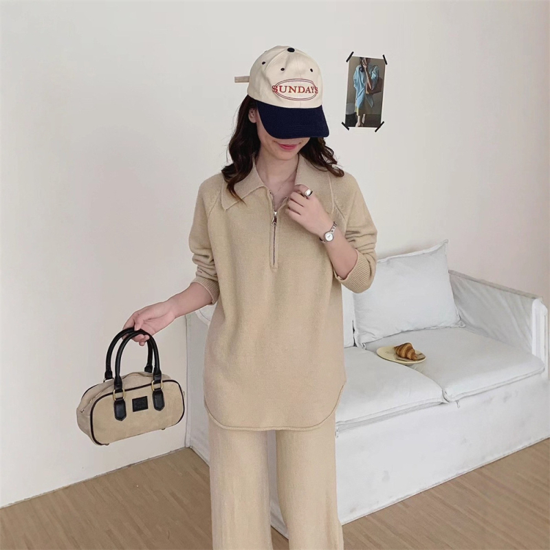 Női kötött két részes garnitúra: pulóver fél cipzárral és széles lábú nadrág; akril-nájlon keverék (30–50%), minimalist Japán-koreai stílus, ősz 2025