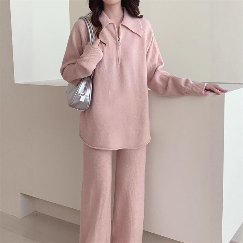 Női kötött két részes garnitúra: pulóver fél cipzárral és széles lábú nadrág; akril-nájlon keverék (30–50%), minimalist Japán-koreai stílus, ősz 2025