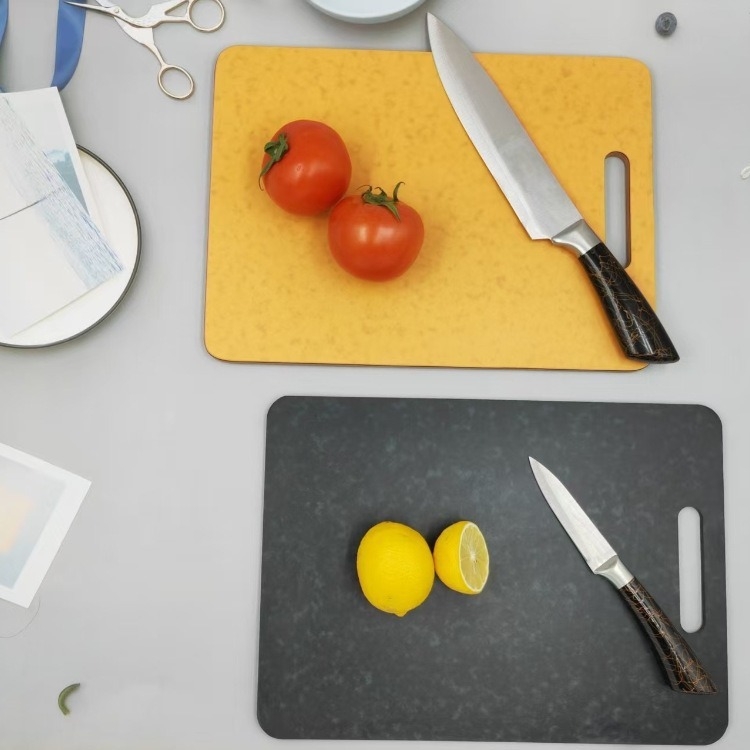 Testre szabható vágódeszka fenyő rostból, kétoldalas, antibakteriális, gombaellenálló, vastagított, csúszásmentes