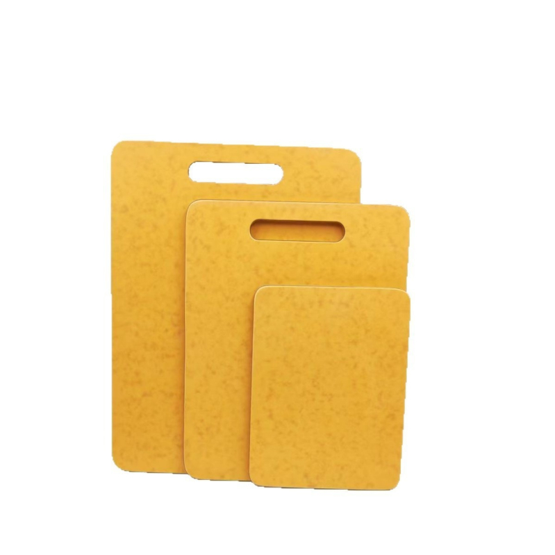 Testre szabható vágódeszka fenyő rostból, kétoldalas, antibakteriális, gombaellenálló, vastagított, csúszásmentes