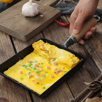 Ljevana Tamagoyaki tava, japanskog stila, četvrtastog oblika, s drvenim poklopcem, pogodna za plin i indukciju