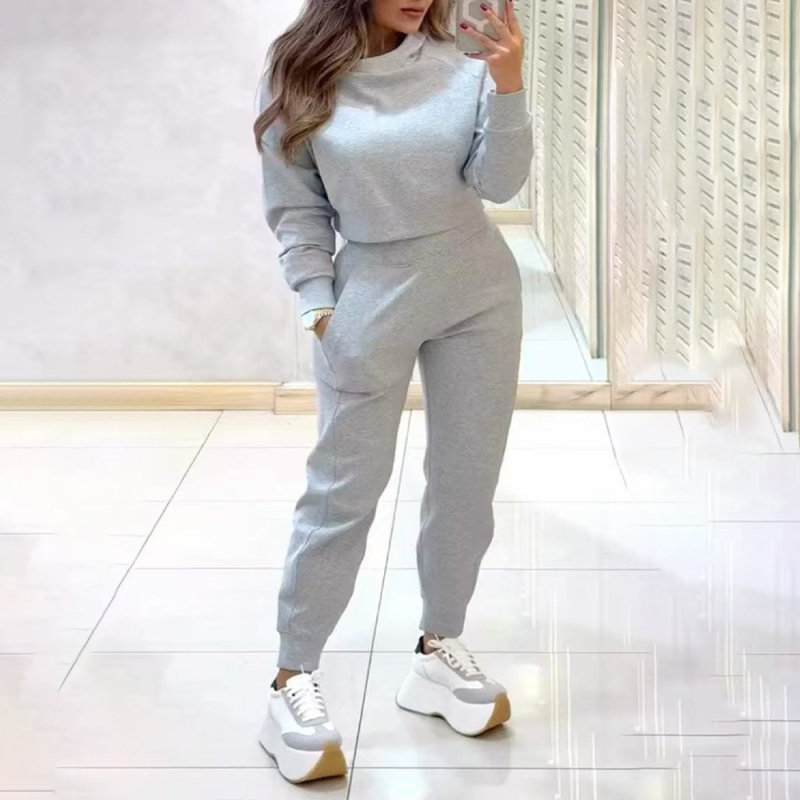 Ženski casual set za proljeće i jesen s kapuljačom i hlačama s flisom, vitka silueta