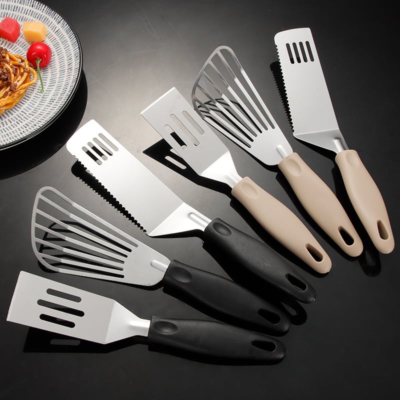 Nehrđajuća čelična teppanyaki špatula s plastičnom ručkom; protuklizna, otporna na visoke temperature, zaštita od opeklina
