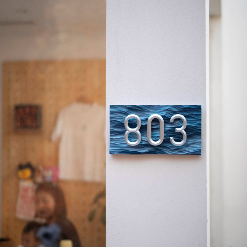 Óceán-témájú kézzel faragott asztali dísz tömör fából, Ins stílusú gravírozás, születésnapi ajándék osztálytársnak