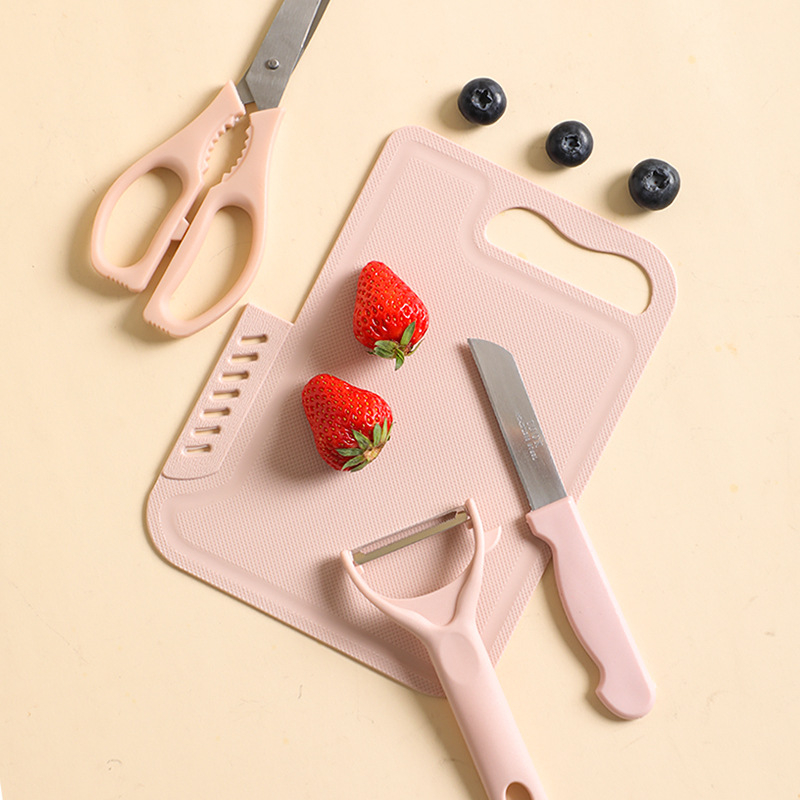 Kuhinjski set dva u jedan: nož za povrće, nož za rezanje mesa i nož za voće uz dasku za rezanje.