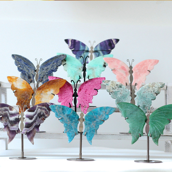 Αμέθυστος κρύσταλλος με σκαλισμένα φτερά πεταλούδας – γεωμετρικός διακοσμητικός, συσκευασία από χαρτόνι, χριστουγεννιάτικo δώρο