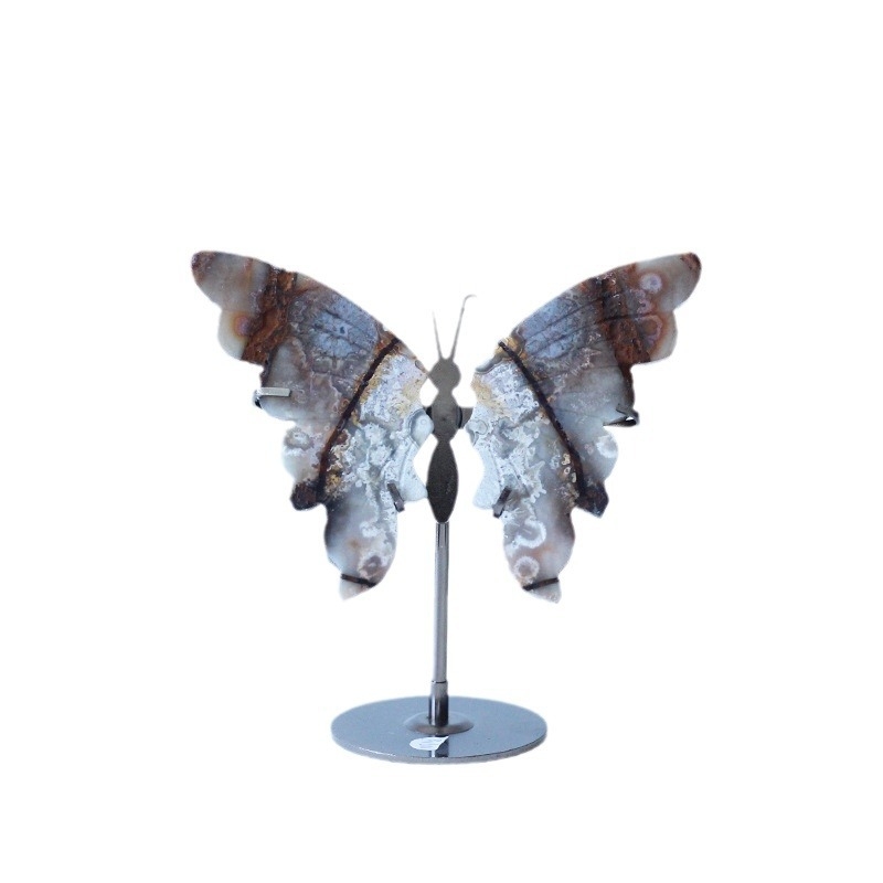 Αμέθυστος κρύσταλλος με σκαλισμένα φτερά πεταλούδας – γεωμετρικός διακοσμητικός, συσκευασία από χαρτόνι, χριστουγεννιάτικo δώρο