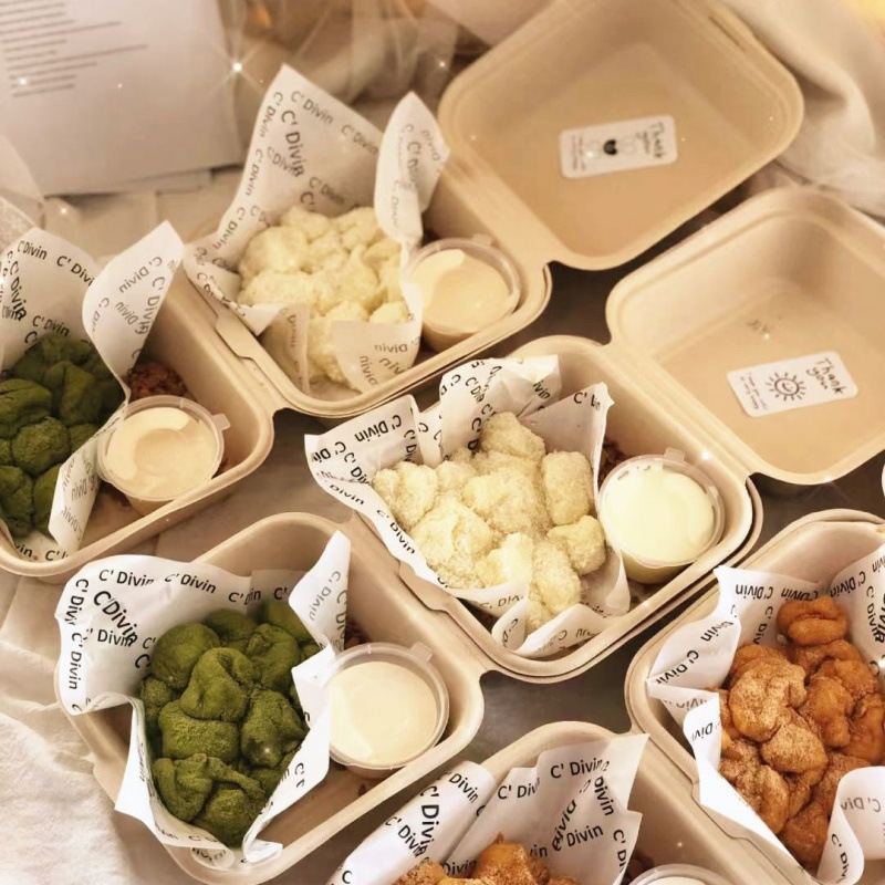 Кутия за mochi с двойно отделение, от целулозна маса, за замразяване, с отделение за сос за потапяне