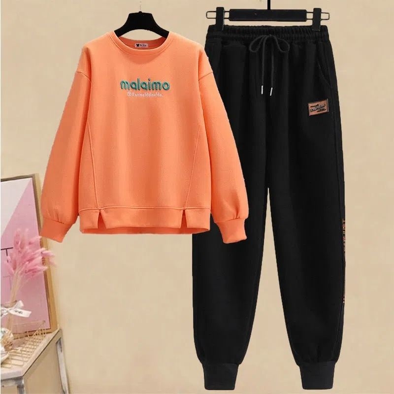 Női két darabos sportos casual szett hímzéssel, hosszú ujjú top hercegnő-stílusú ujjaival és jogger nadrággal; ősz 2025; anyag: Sweatshirt cloth; PVC összetétel.