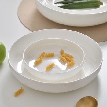Csontporcelán tál, mély, kör alakú, >45% csontporcelán, alul-glazúros felület, mikrosütőben használható, logónyomás lehetőség