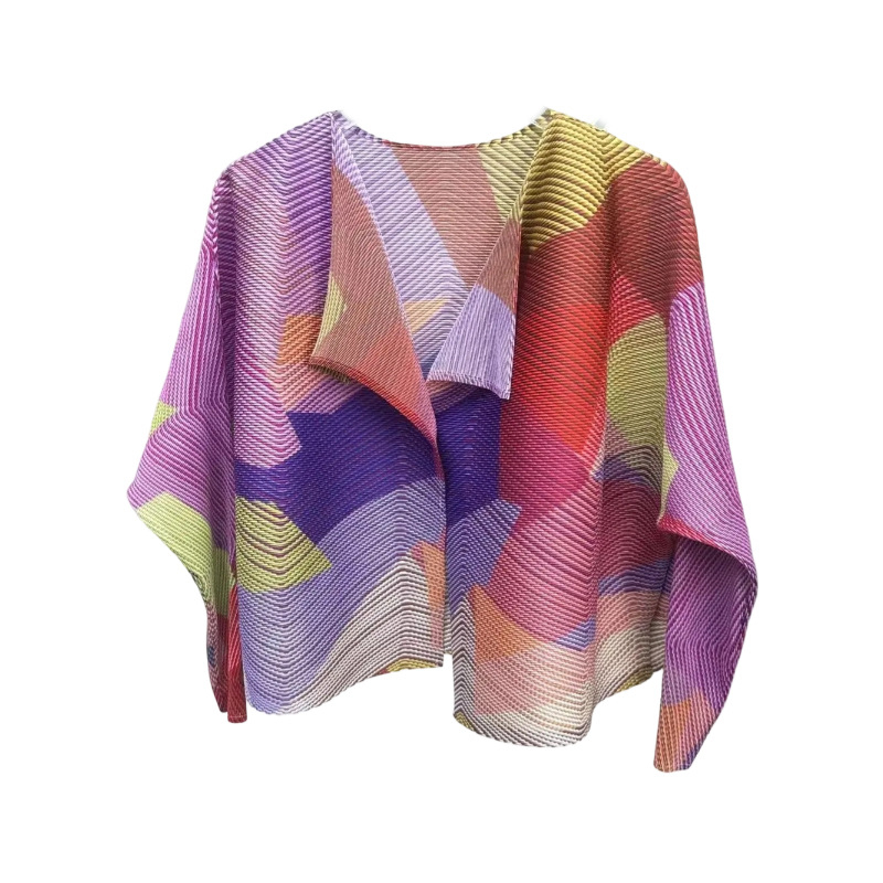 Pleat World Geometriai mintás két részes szoknyás kosztüm, midi hosszú szoknya, poliészter anyag, 95% feletti poliészter-tartalom, elegáns irodai stílus