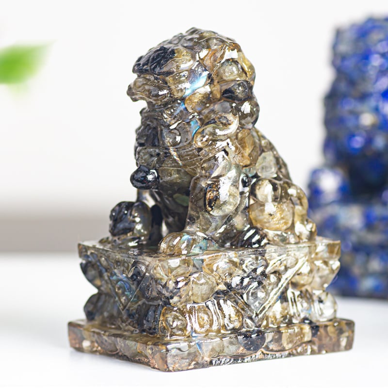 Enyeoh Лъв скулптура от смола с естествен кристал, модерен минималистичен стил, смолни занаяти