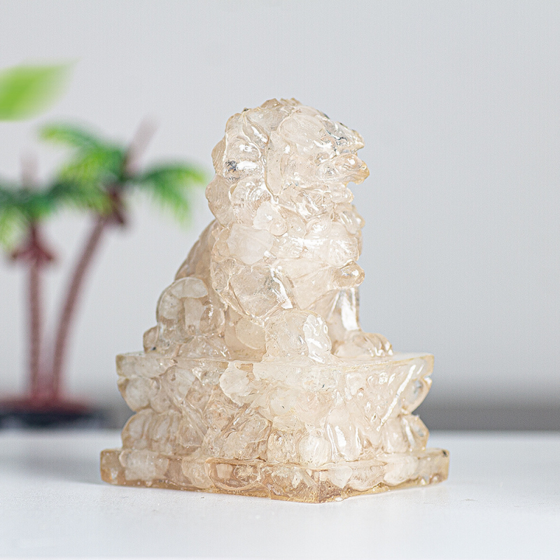 Enyeoh Лъв скулптура от смола с естествен кристал, модерен минималистичен стил, смолни занаяти