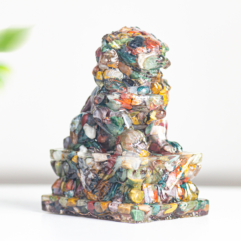 Enyeoh Лъв скулптура от смола с естествен кристал, модерен минималистичен стил, смолни занаяти