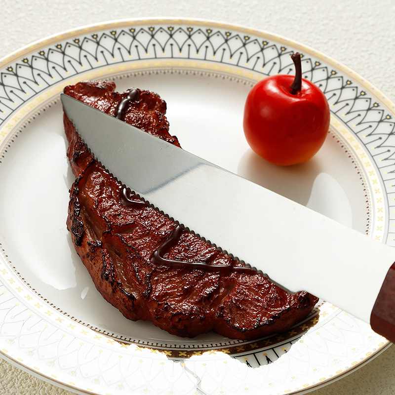 Set alata za roštilj od nehrđajućeg čelika: nož, klip, vilica i lopatica