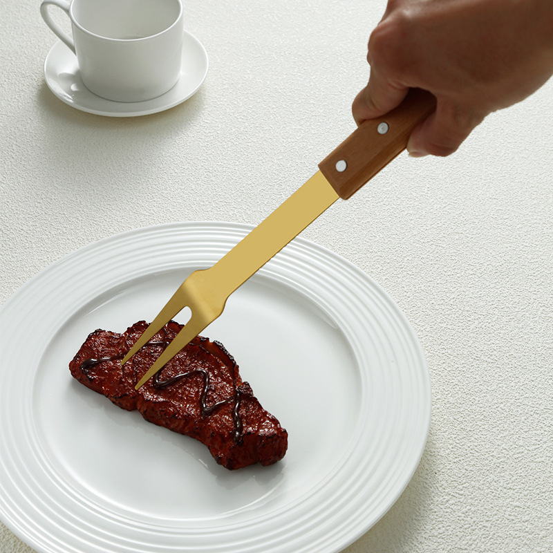 Set alata za roštilj od nehrđajućeg čelika: nož, klip, vilica i lopatica