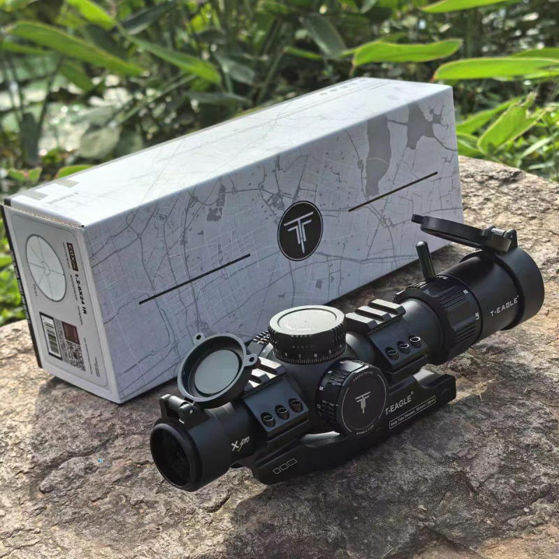 Бинокли модел 985, 1x увеличение, 5 мм изходна зеница, разстояние на зеницата 1