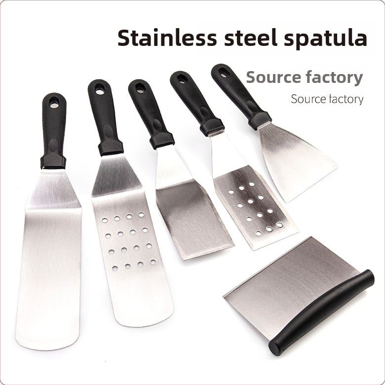 Rozsdamentes acél teppanyaki spatula készlet kültéri grillsütéshez — modern minimalista design, tartalmaz spatulákat steakhez és palacsintákhoz, testreszabható