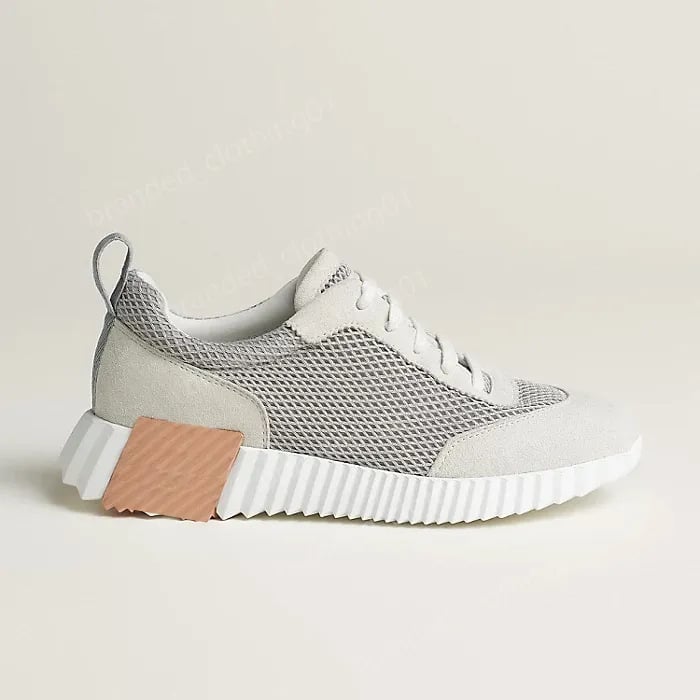 Férfi bőr sportos-casual cipő, fűzővel, bőr felsőrész, csúszásmentes, antibakteriális, könnyű.