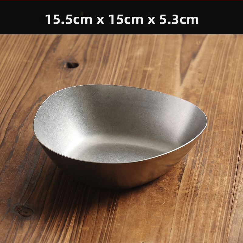 Plochý tanier z 304 nerezovej ocele, retro štýl, matný povrch, vhodný do mikrovlnnej rúry.