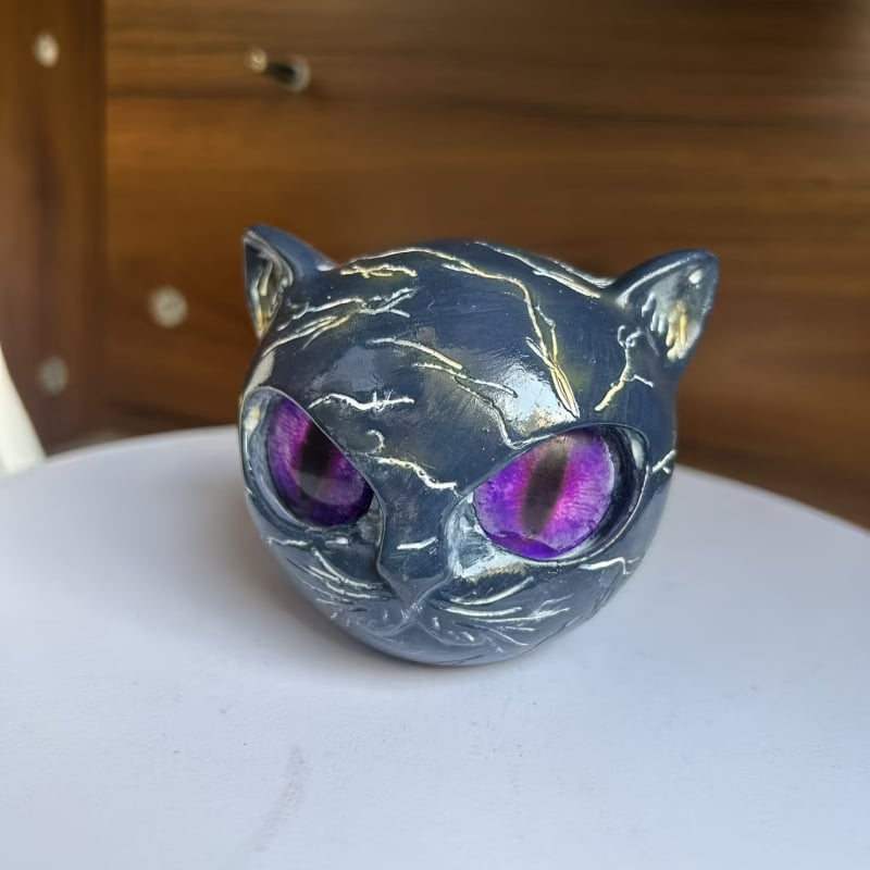 Сова от синтетична смола – модерен минималистичен декоративен елемент за дома и градината