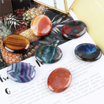 Κρυστάλλινη πέτρα παλάμης — γεωμετρικό σχήμα, μάρκα Nafus; δώρο για γάμους, γενέθλια, αναμνηστικά ταξιδιών και αποφοίτηση