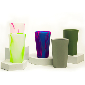 Силиконова пивна чаша, цилиндрична, еднослойна, нехлъзгаща се, замразима