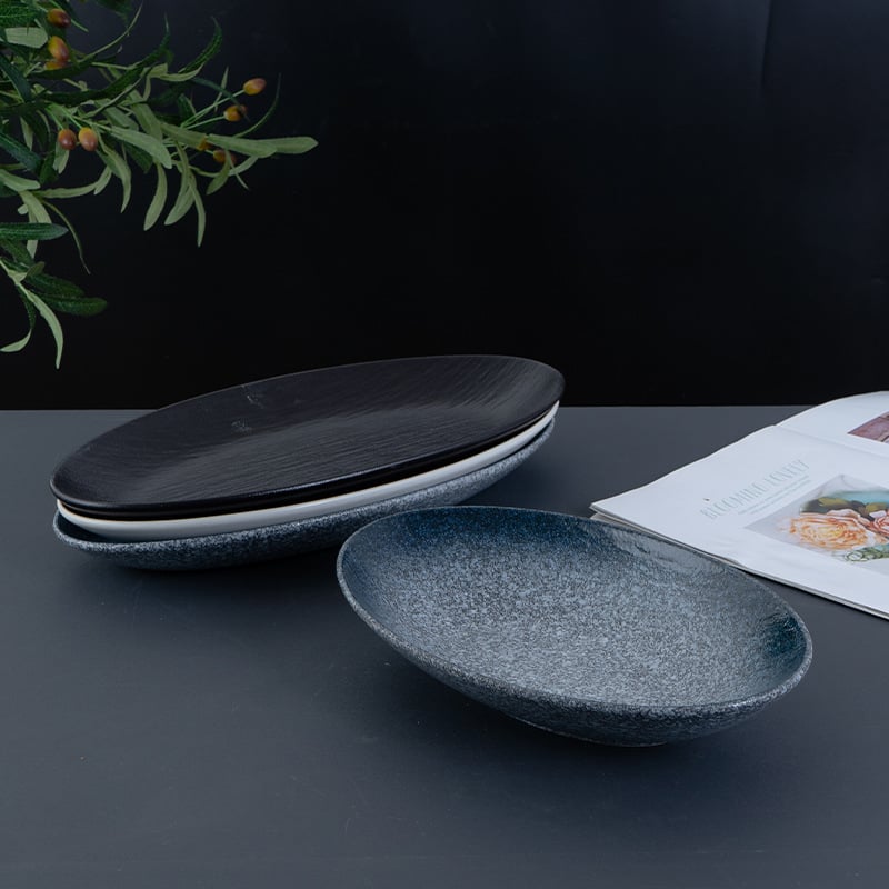 Farfurie de porțelan pentru mâncare occidentală, formă neregulată, suprafață glazurată, culoare solidă, compatibil cu microunde