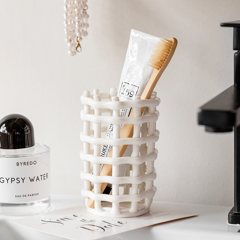 Keramički držač za četkice za zube i ormarić za pohranu u kupaonici, materijal: keramika, funkcija: pohrana, način montiranja: drugi načini, Circle Porcelain