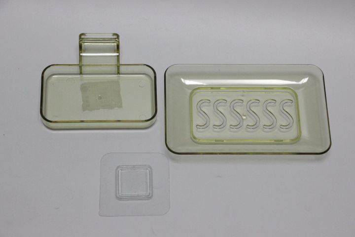 PS plastična kutija za sapun na zid, jajolikog oblika, s usisnom čašom i otisnutim logom, prilagodljiva; pakiranje 120 ili 160 komada