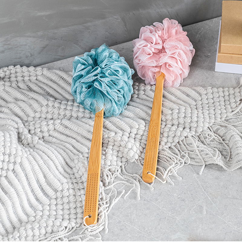 Mount Everest bambusz fogantyújú fürdőecset, hosszú nyéllel, lágy habzású, magas kategóriás