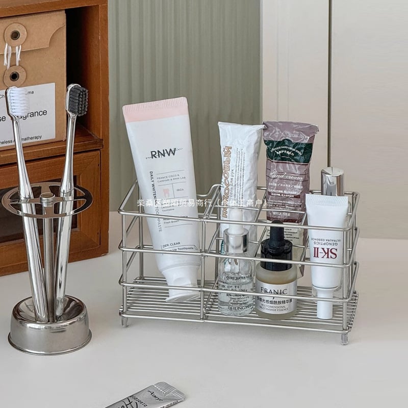 Fogkefetartó UV-sterilizációval, fémből készült fürdőszobai rendező szívókorongos rögzítéssel és lefolyókosárral