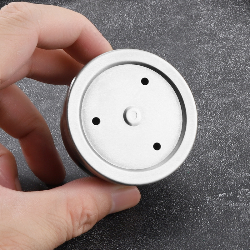 Ručni probijač za jaja od 304 nehrđajućeg čelika, za kuhana jaja