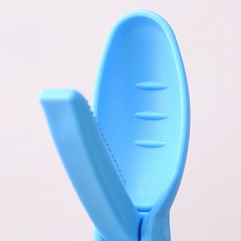 Alat za ljuštenje kestena s opružnim klipom, plastičan, moderni minimalistički dizajn, marka Wild Donkey, lansiran u ljeto 2021