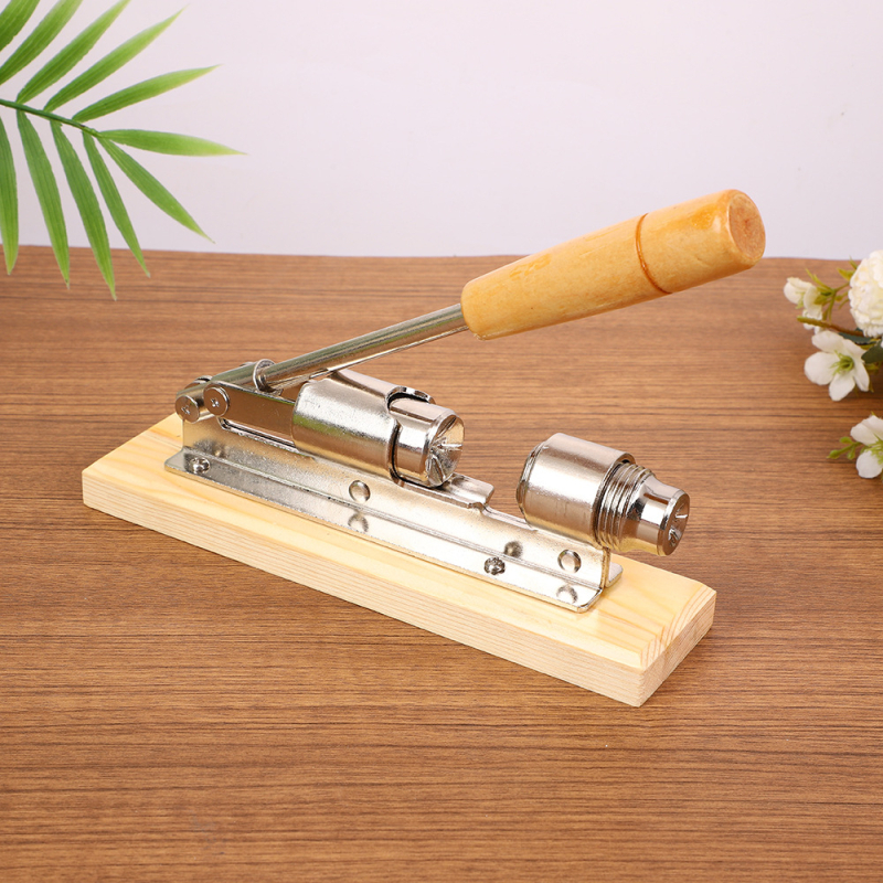 Орехорезни клещи – чугунени, многофункционални за чупене на орехови черупки, за дома