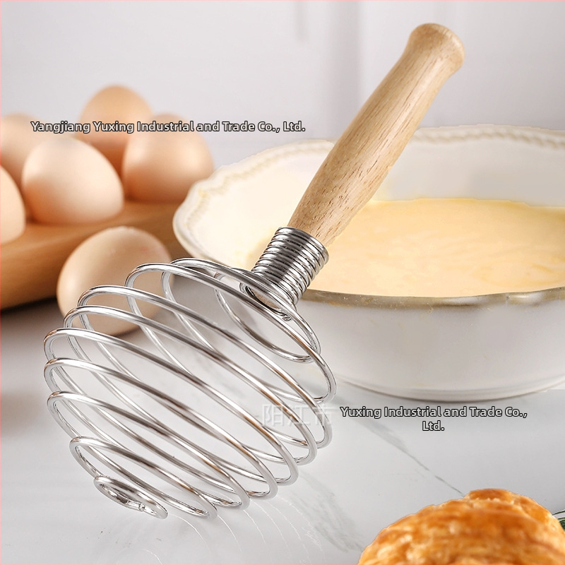 Ručni mućkalica za jaja s drvenom drškom i sferičnom glavom od nehrđajućeg čelika, moderni minimalistički dizajn