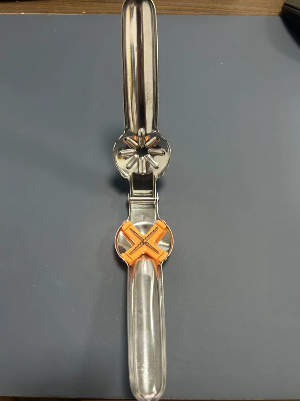 Отварач за кестени и кръстовиден клип – неръждаема стомана, модерен минималистичен дизайн