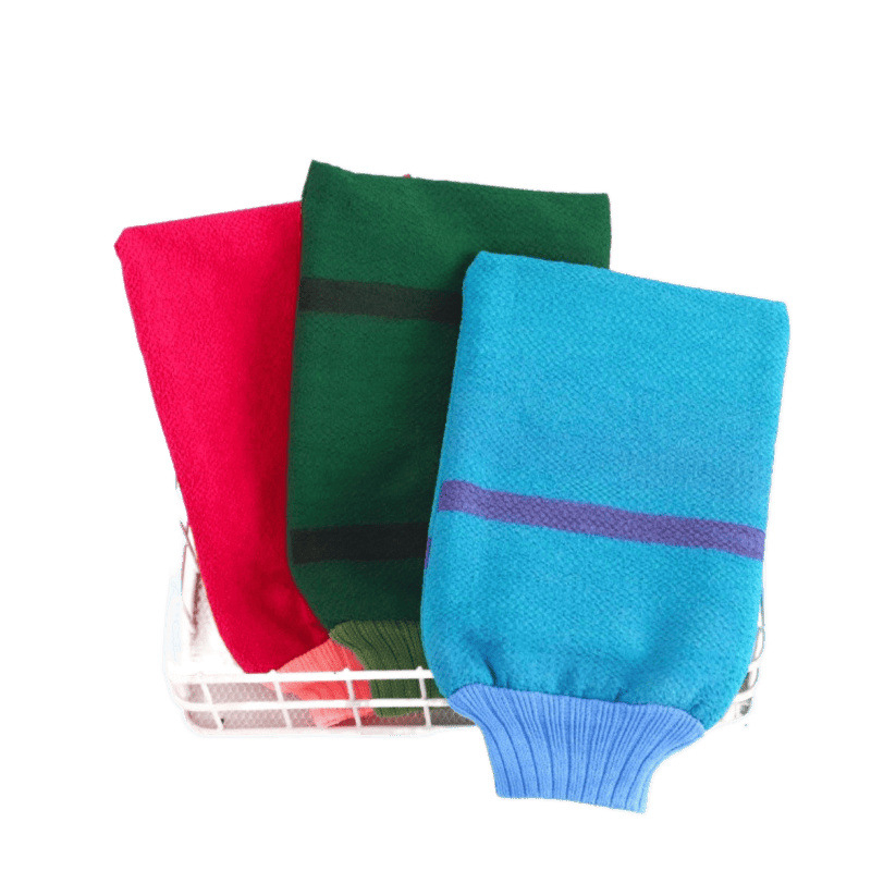 Férfiaknak készült durva szemcsés fürdőkesztyű általános használatra