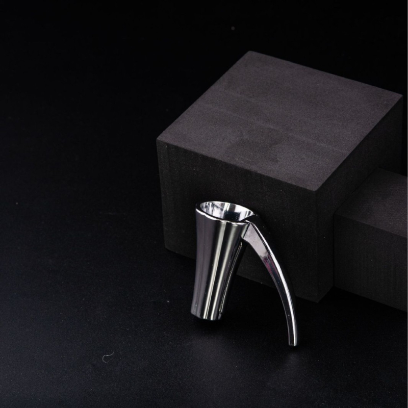 Многофункционална щипка за орехи и отварящо устройство за пекани, вертикален дизайн, цинкова сплав, Jinhua, Zhejiang, лято 2021