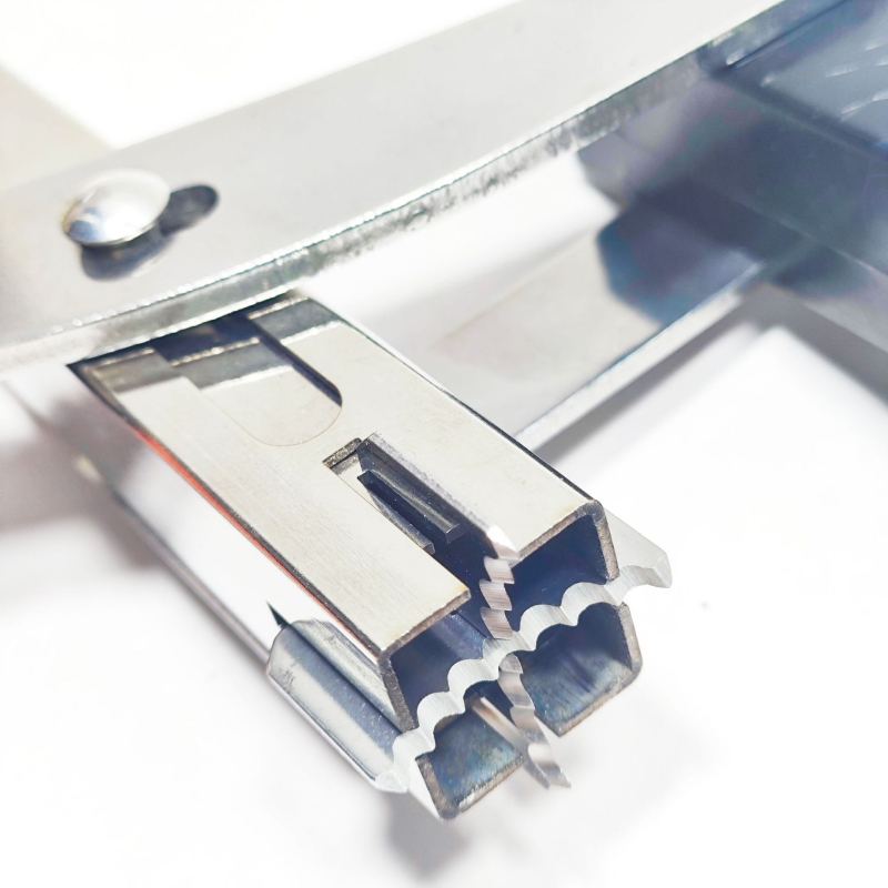 Kézi Gesztenyehéj-nyitó – Rozsdamentes acél, Eredet Yangjiang, Bevezetés 2021 Nyár, Személyre szabás és logó nyomtatás