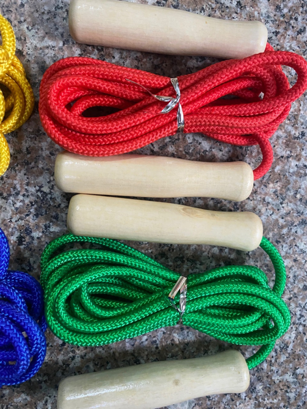 Preskakanje užet PVC – fitness oprema, nije samo za djecu