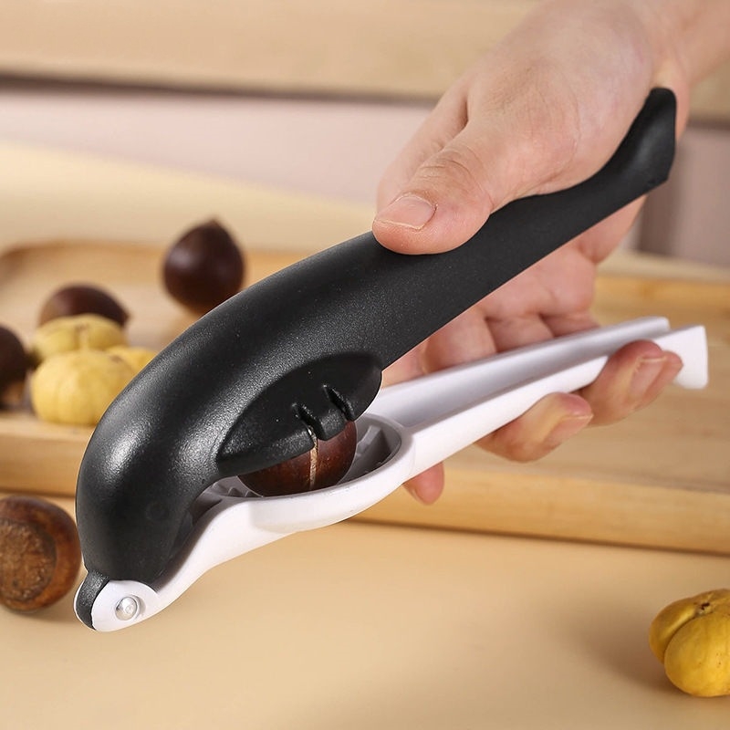 Set za ljuštenje kestena i klip za orašaste plodove | Materijal: plast + nehrđajući čelik | Kuhinjski gadget set | Moderan minimalistički stil | 2024